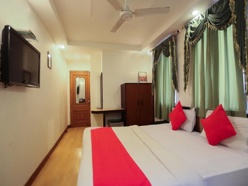 OYO 1195 Hotel Suncity International