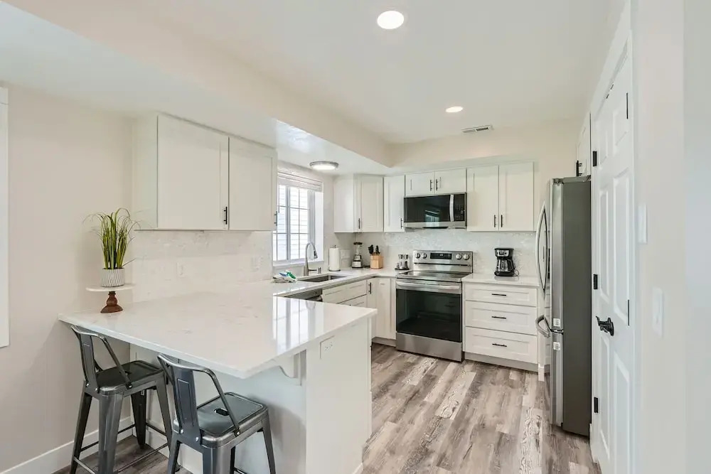 Chalet Central Park City! 3 Bedroom Home by RedAwning