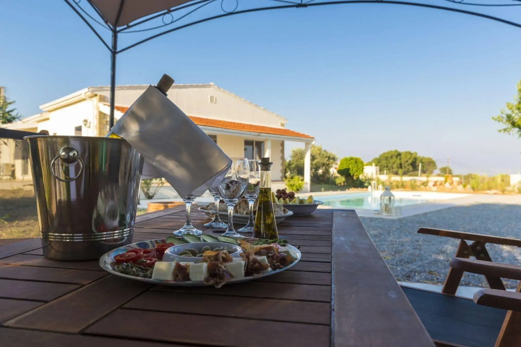 Zizi Sea View Villa