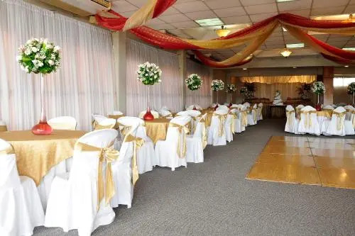 Gold Center Hotel
