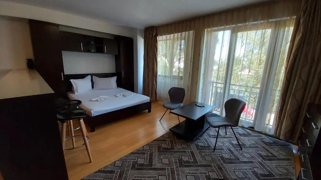 Coral Mamaia E2