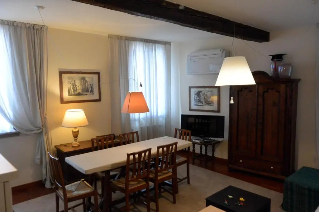 santamaria apartment