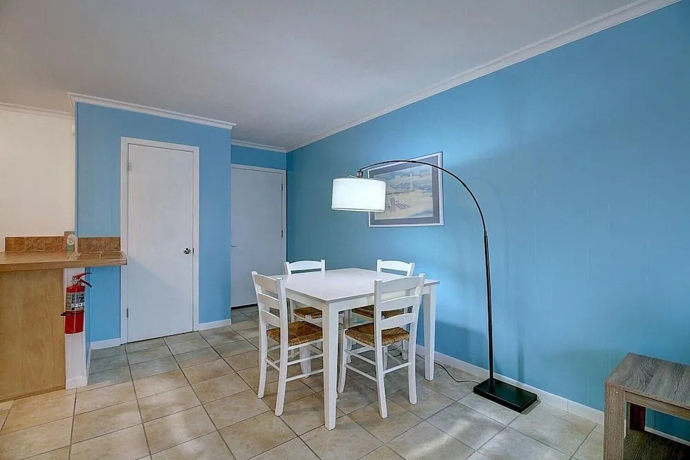 The Codfather 2 Bedroom Condo by Redawning