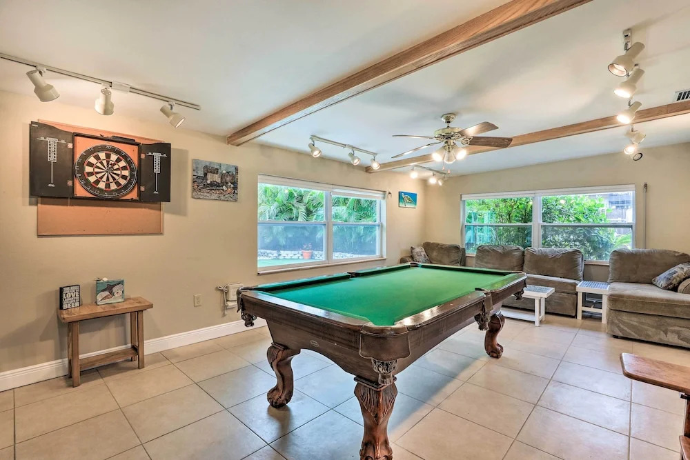 4 Mi to Dtwn: Home w/ Pool & BBQ in Bradenton
