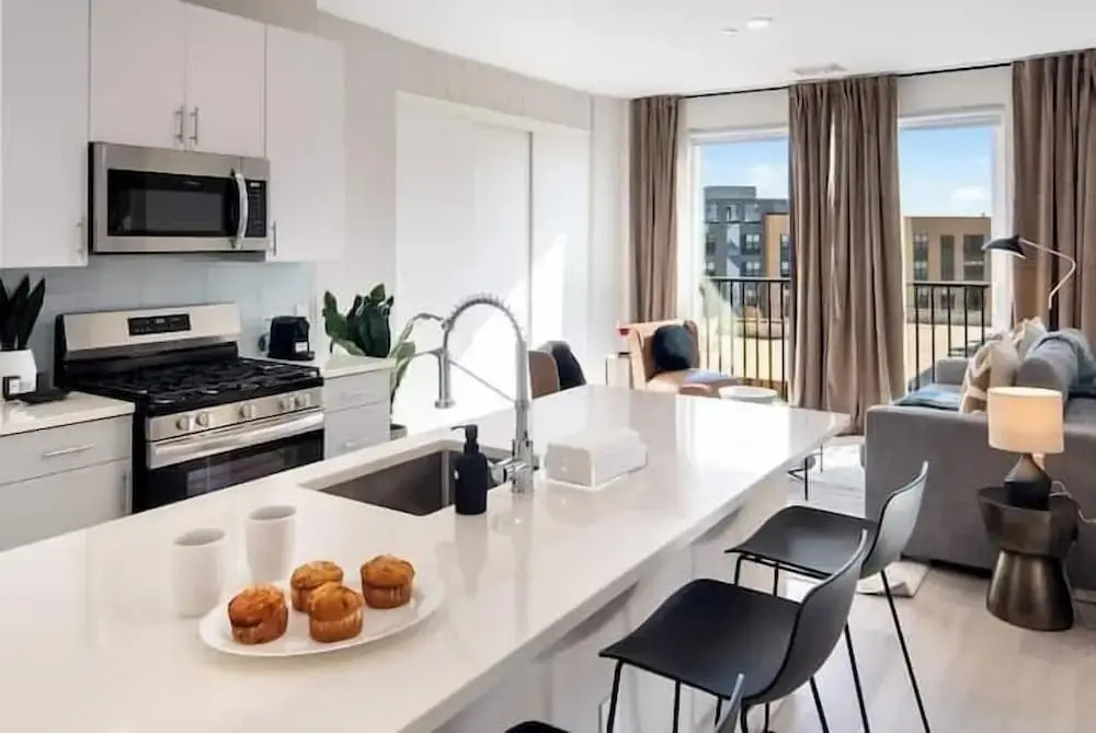 Luxury Furnished Apartments by Hyatus Downtown at Yale