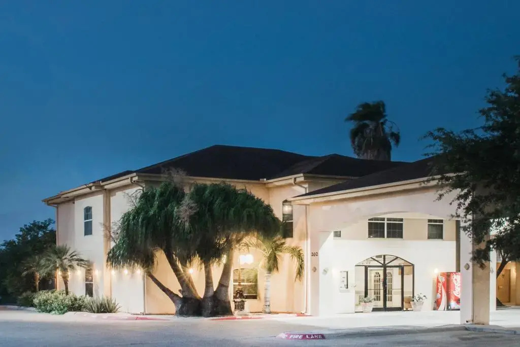 Texas Inn and Suites City Center at University Dr