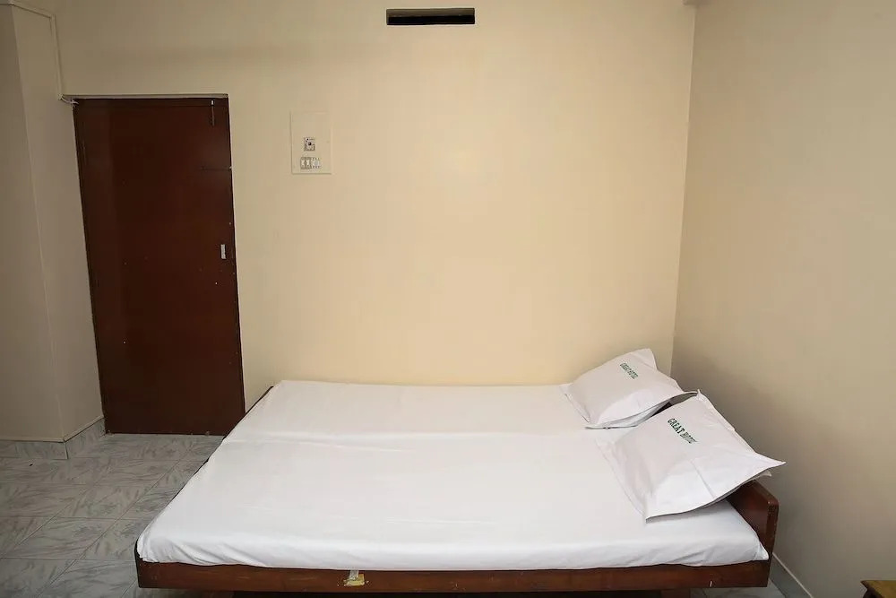 SPOT ON 40666 Great Hotel