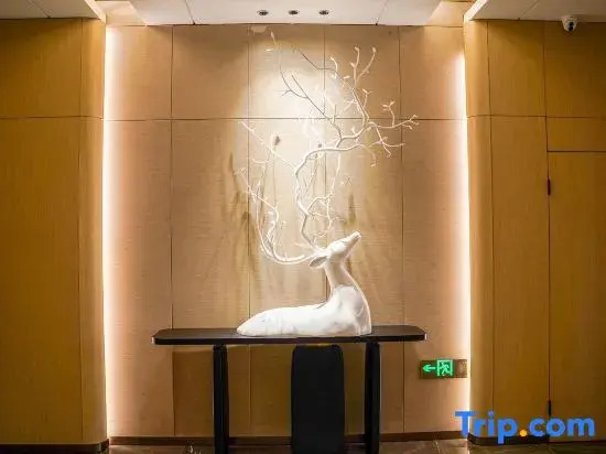 Yutai Inzone Garland Hotel