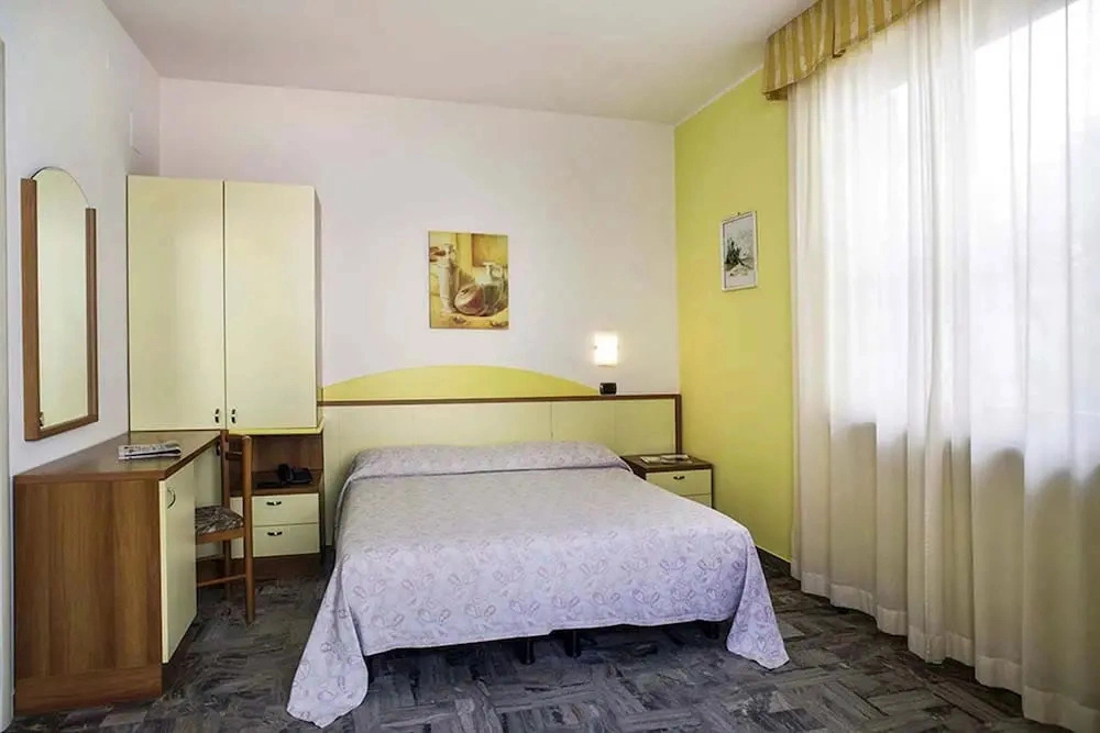 Hotel Ester Safer