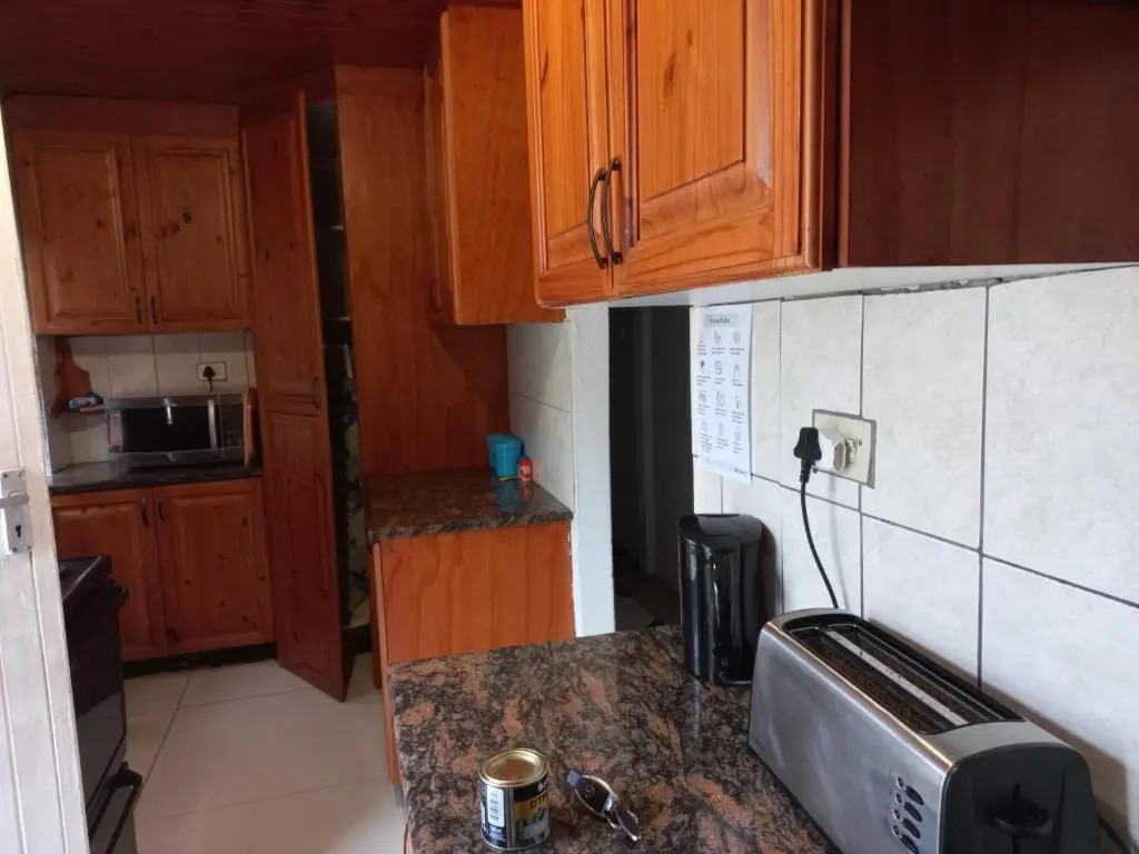 101 Newlands West