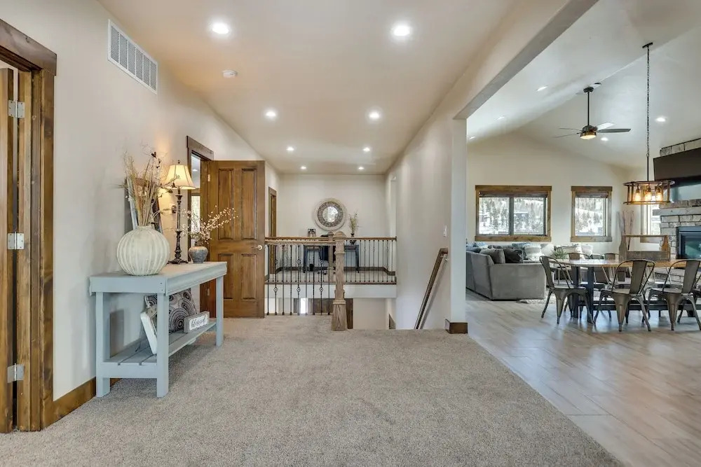 about 3 Mi to Granby Ranch Spacious Cabin Home!
