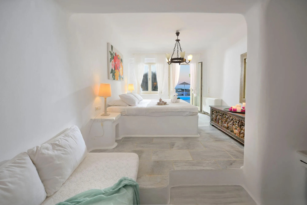 Mykonos AG Villas in Ftelia Beach