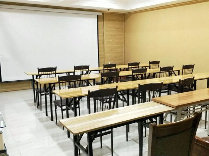Magnotel (Wafangdian Dakuan Street)