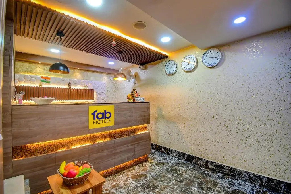 FabHotel Prime Grand Palace