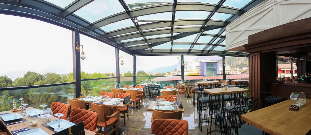 Reis Royal Hotel