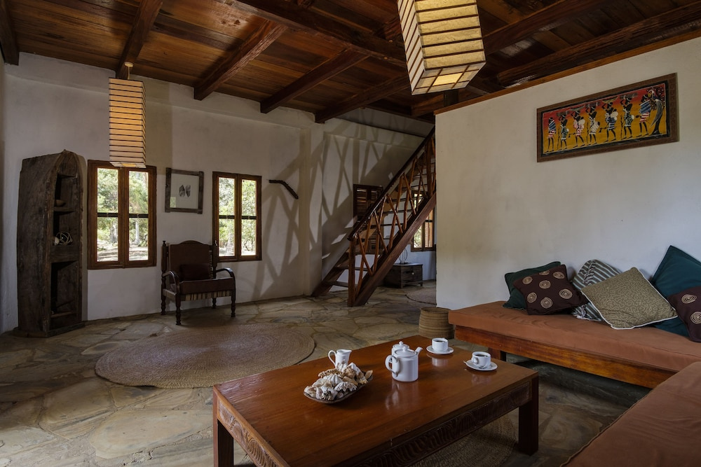 The Tides Lodge