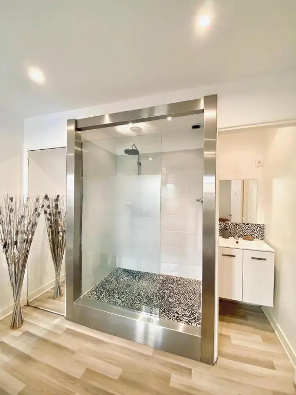 CAUVI - Antibes Centre, WIFI, Climatisation, 4 personnes