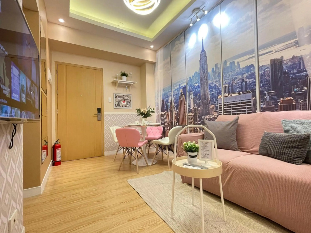 SMDC Trees Residences Tower 1 - 2BR Newly Renovated Staycation