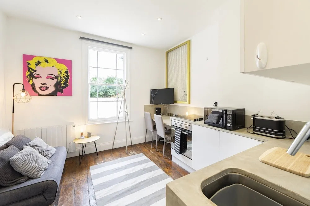 Your Apartment Kellaway Avenue