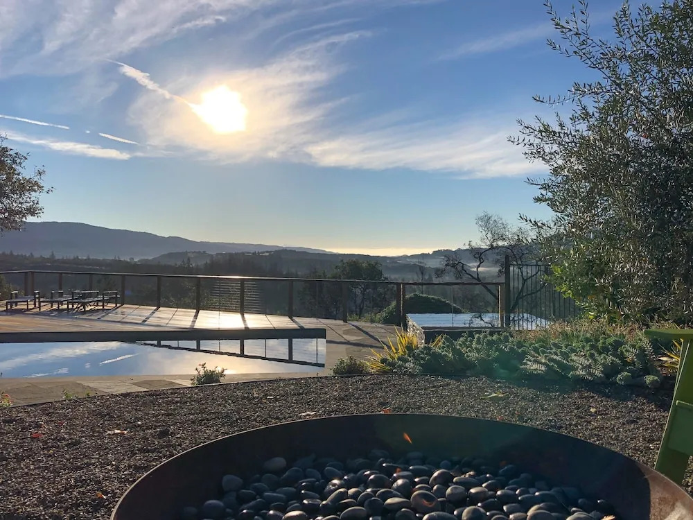 Kenwood California - 3 Br Home