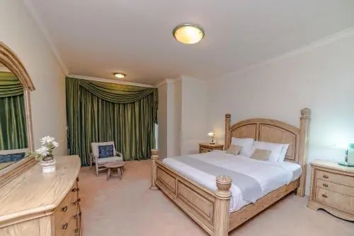 Vacation Bay - Brand New 2 BR in MESK Tower