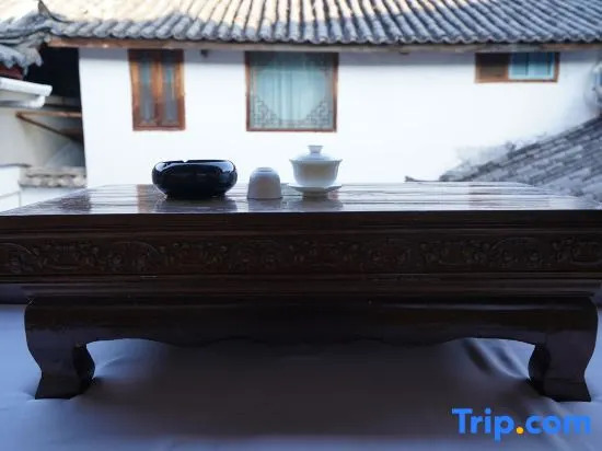 Lijiang Mengenju Inn