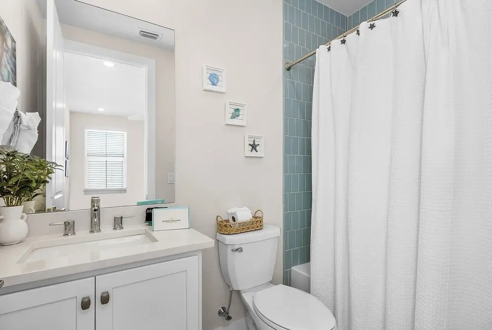 209 Seabreeze Escape: NEW Spacious 5-Bedroom Pool Home 5 Home