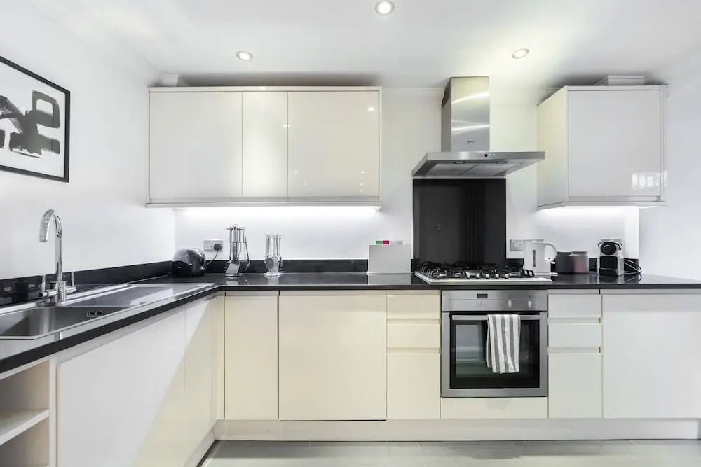 2 Bdr In Knightsbridge By The Residences