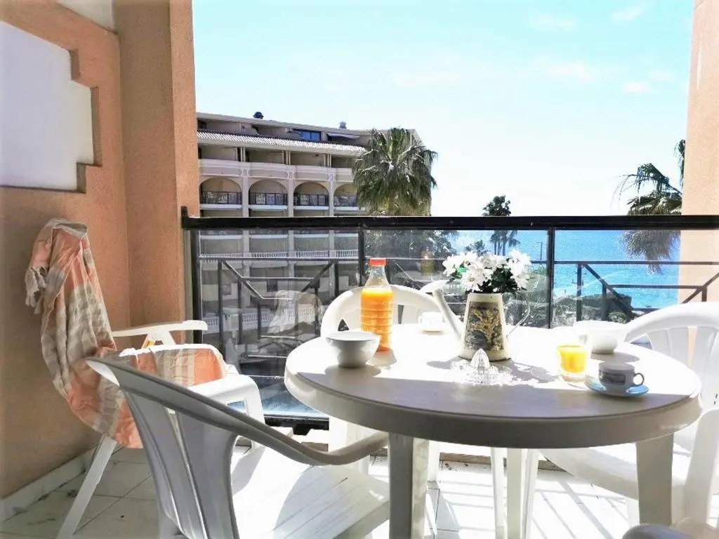 Appartement Cannes la Bocca, 1 pièce, 5 personnes - FR-1-609-33