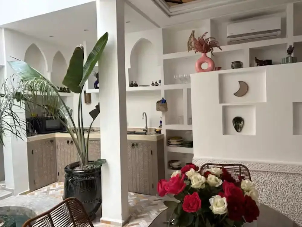 Beautiful Arab House With Swimming Pool