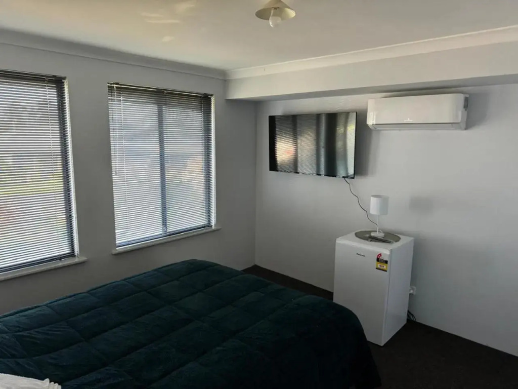The Club Hotel Collie