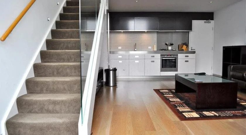 Astra Apartments - St Kilda Rd