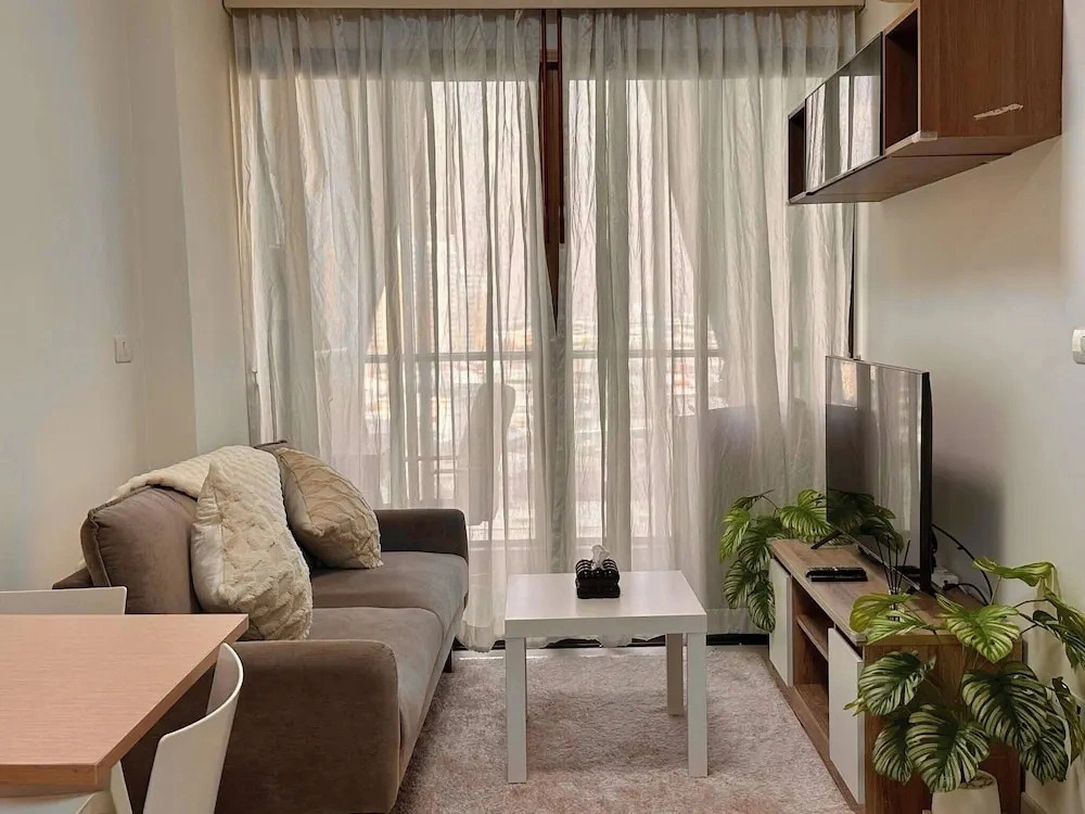 Modern Luxury Escape BTS Udom Suk 0m