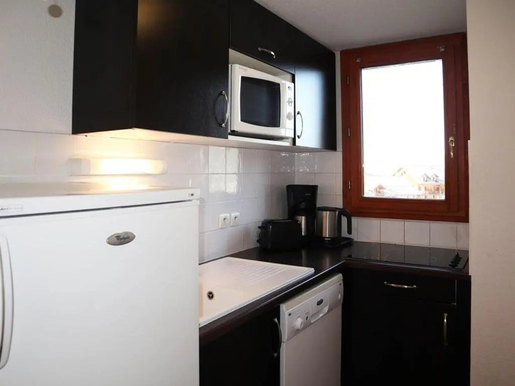 Chalet confortable avec piscine & sauna, aux pieds des pistes des Orres 1800, grand duplex pour 6 pers. - FR-1-322-57
