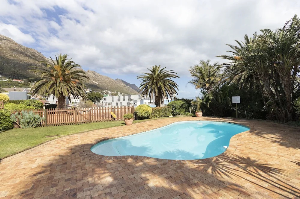 Van Riebeeck 12
