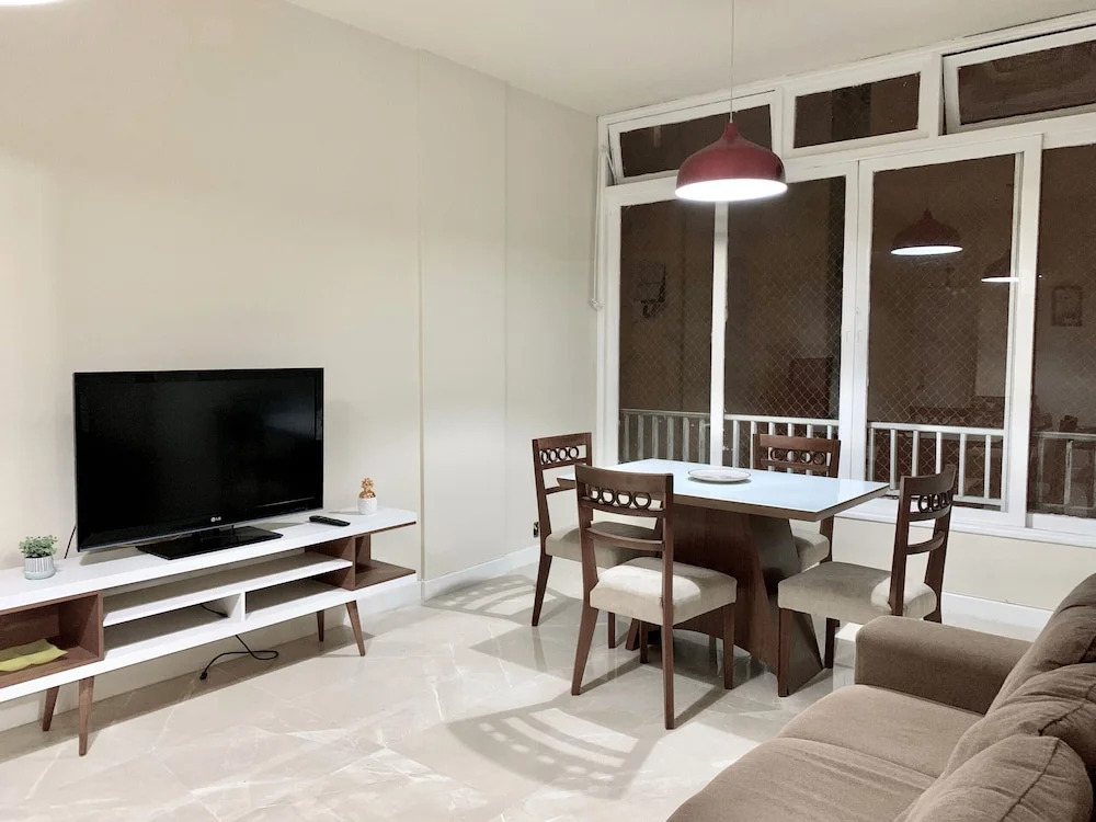 Flat in Copacabana 4 Minutes From the Beach Sf704