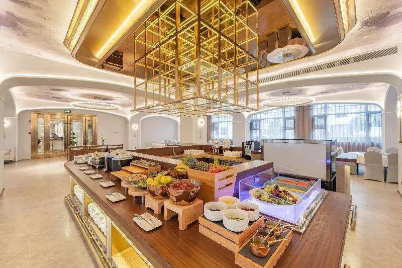 Madison Shanghai International Resort