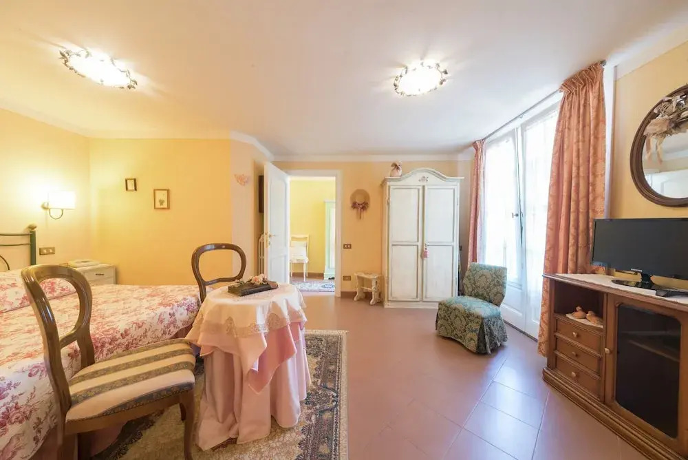 Villa in Tuscany with Pool near Certaldo