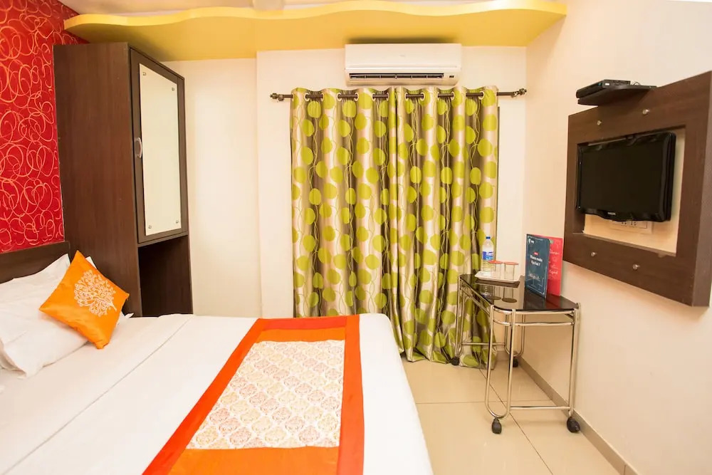 Oyo 7148 Adore Inn
