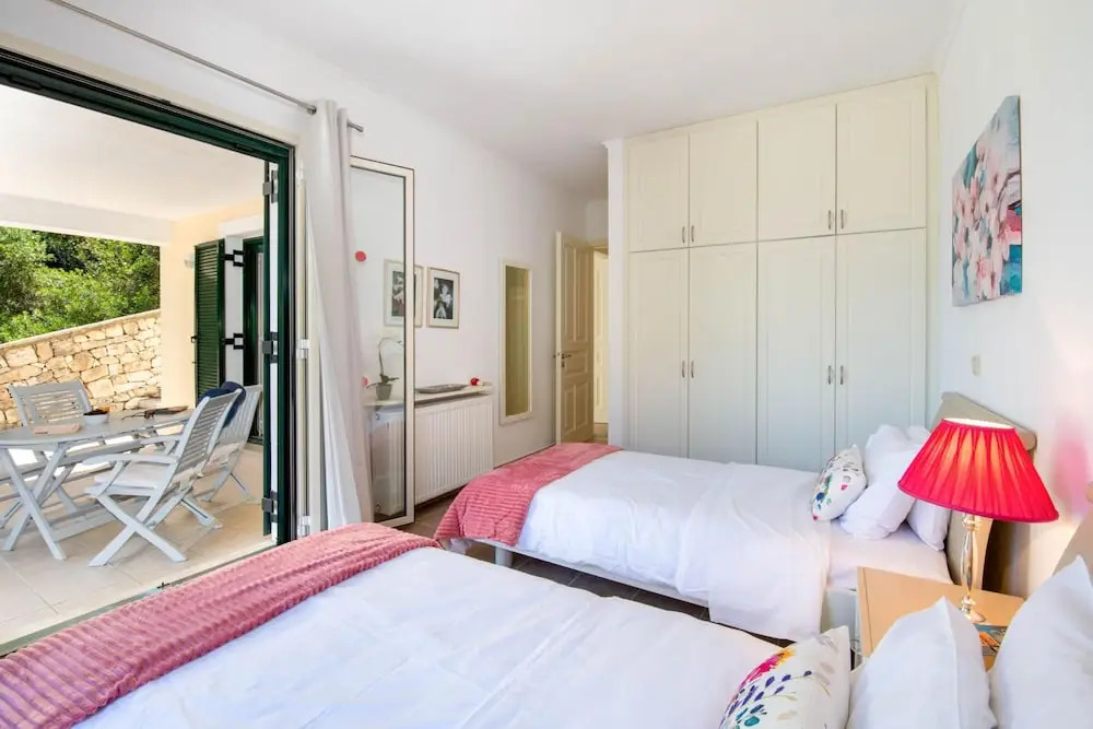 Beach House Sophia in Paxi