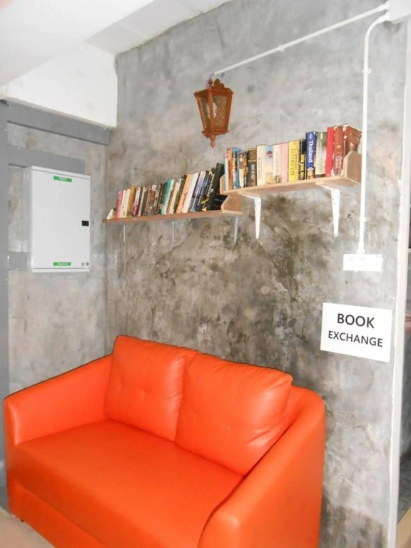 The Living Place 1 - Hostel