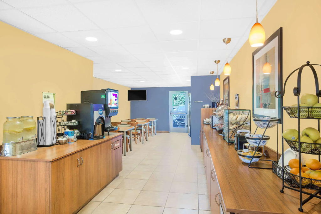Microtel Inn & Suites Chili/Rochester