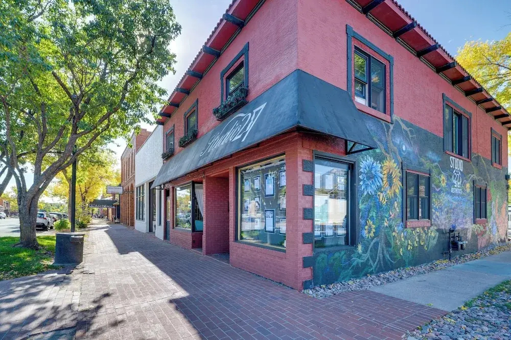1 Mi to Red Rock Canyon: Old Downtown Loft