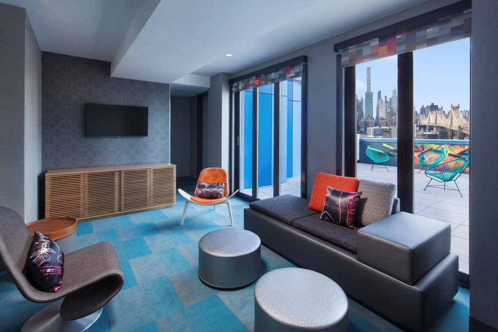 Aloft by Marriott Long Island City-Manhattan View