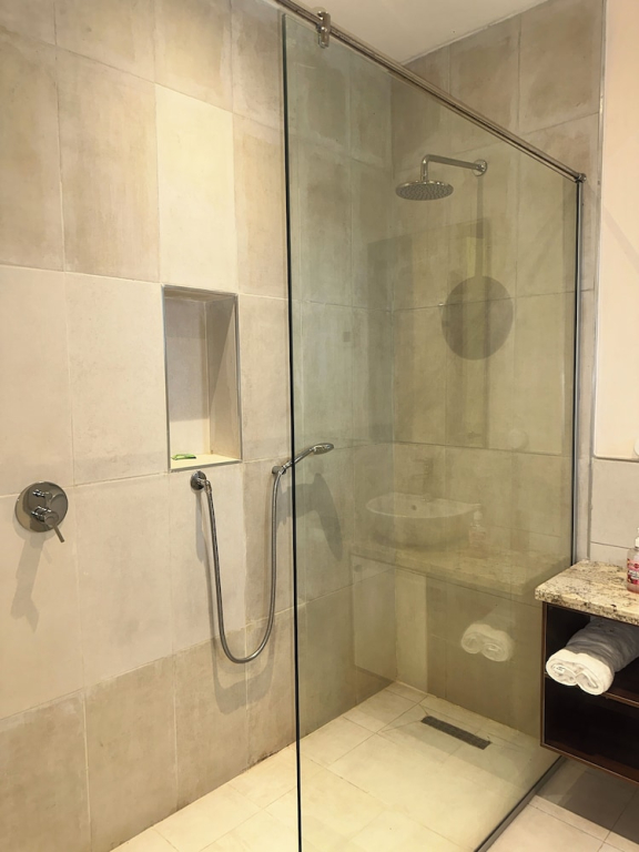 Vievely Suites and Apartments