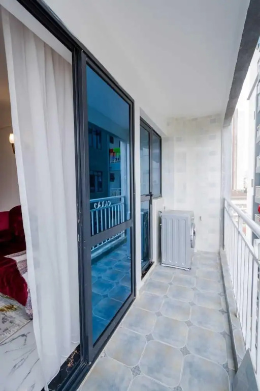 Lux Suites Sandalwood Gardens Apartments