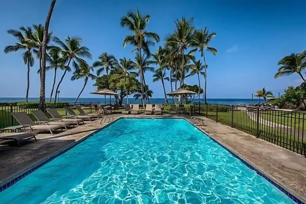 Kona Isle E23