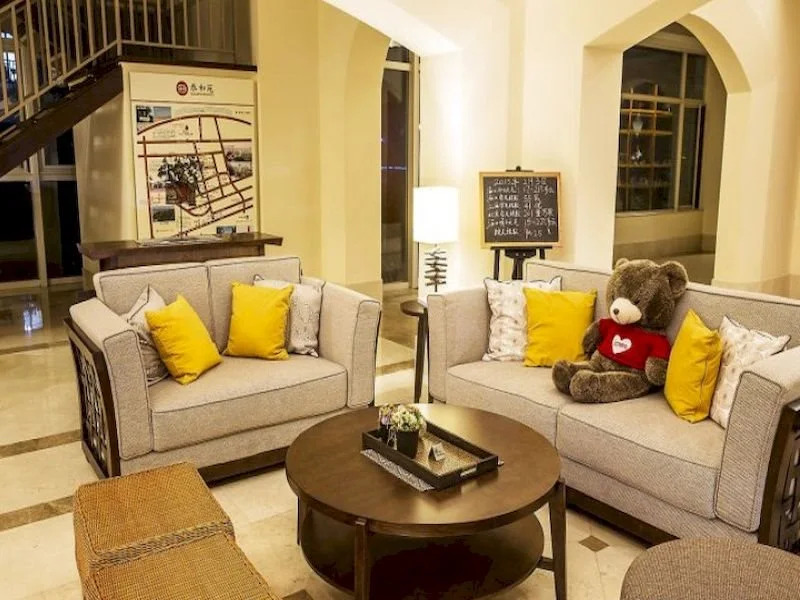 Golden Height Hotel