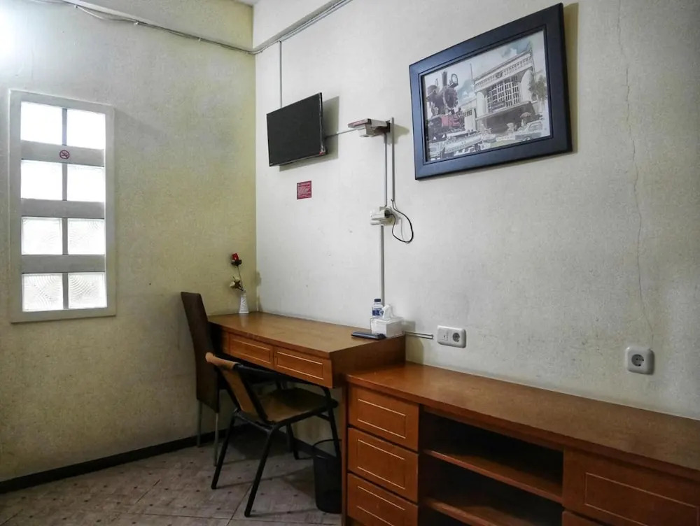 Rumah Tawa Hotel