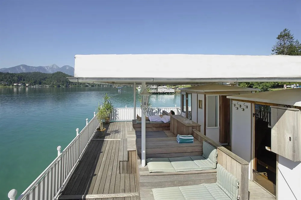 Amerika-Holzer Hotel & Resort